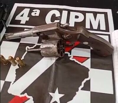 Imagem da notícia Grupo armado é preso por ameaçar comerciante e ser flagrado com drogas e munições em Chapadão do Sul